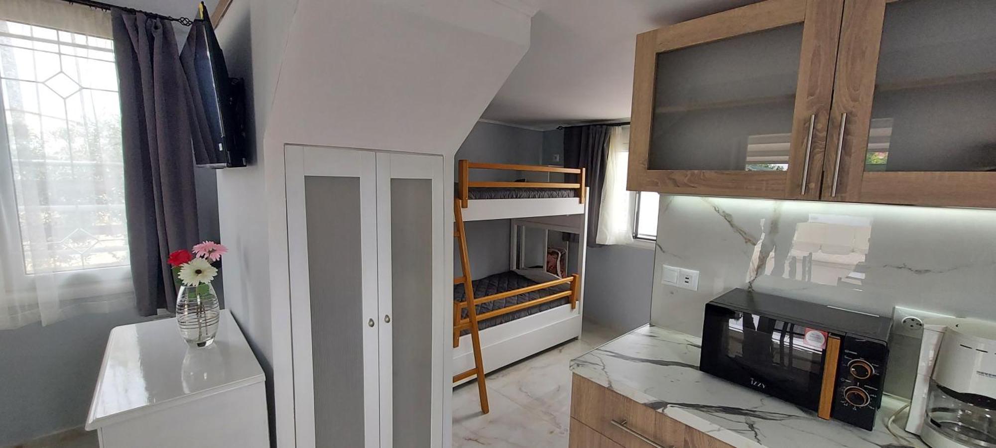 Villa Filio'S Loft Near Airport Artemida  Exterior foto